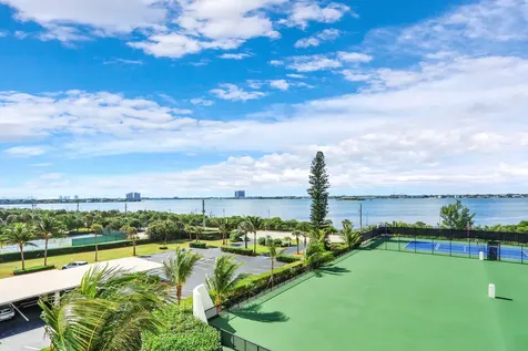 5420 N Ocean Drive Singer Island FL 33404