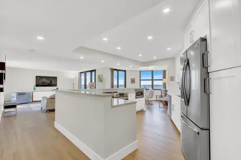 5420 N Ocean Drive Singer Island FL 33404