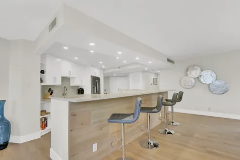 5420 N Ocean Drive Singer Island FL 33404