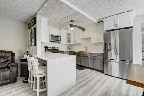 151 Saxony D Delray Beach FL 33446