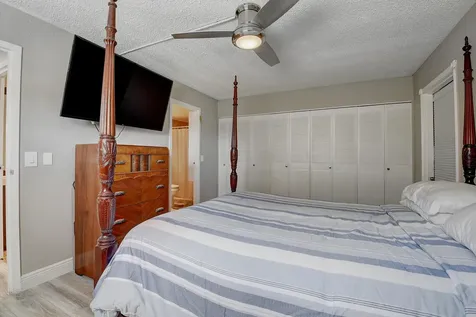 151 Saxony D Delray Beach FL 33446