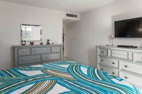 2841 Ne 163rd Street North Miami Beach FL 33160
