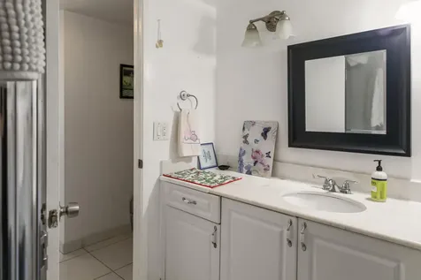 2841 Ne 163rd Street North Miami Beach FL 33160