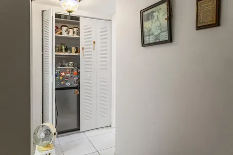 2841 Ne 163rd Street North Miami Beach FL 33160