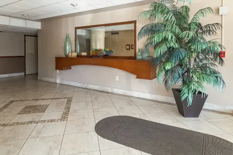 2841 Ne 163rd Street North Miami Beach FL 33160