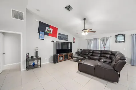 4215 Sw Bachman Street Port Saint Lucie FL 34953