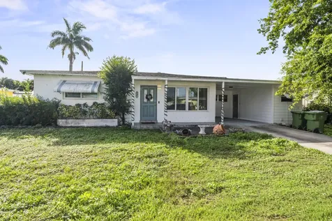 337 E Lake Road Palm Springs FL 33461