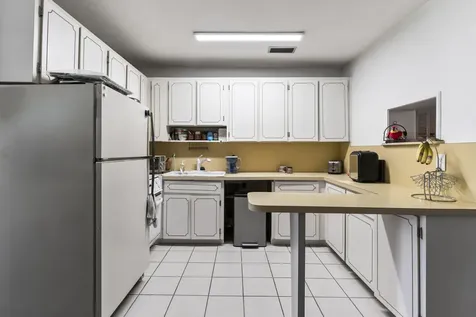 337 E Lake Road Palm Springs FL 33461