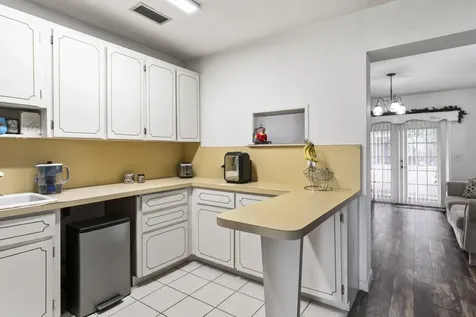 337 E Lake Road Palm Springs FL 33461