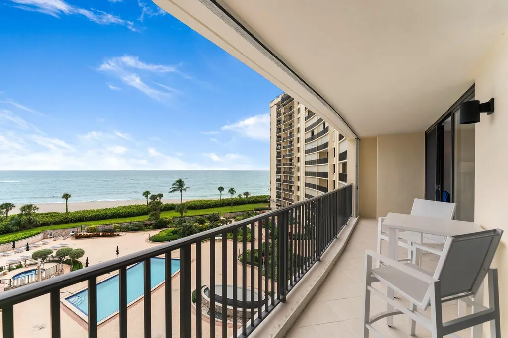 300 Ocean Trail Way Jupiter FL 33477