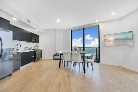 398 Ne 5th Street Miami FL 33132