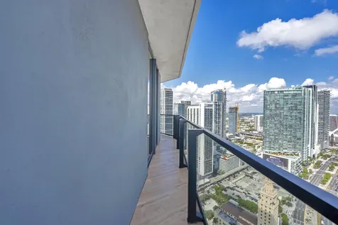 398 Ne 5th Street Miami FL 33132
