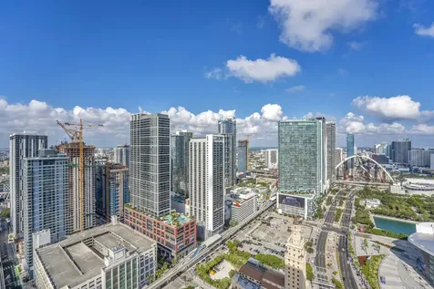 398 Ne 5th Street Miami FL 33132