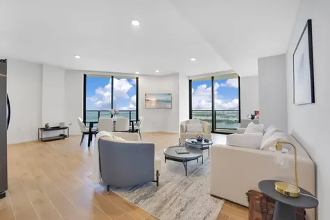 398 Ne 5th Street Miami FL 33132