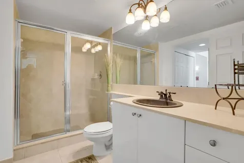 625 Casa Loma Boulevard Boynton Beach FL 33435