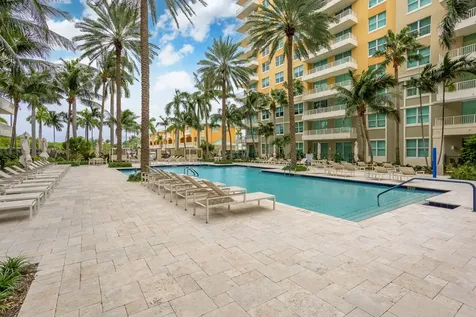 625 Casa Loma Boulevard Boynton Beach FL 33435
