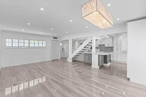 149 NW 70th Street Boca Raton FL 33487