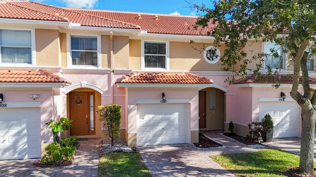 1010 Seminole Palms Drive Greenacres FL 33463