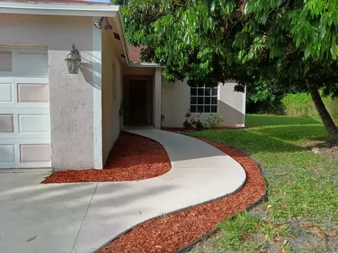 1704 Boardman Avenue Mangonia Park FL 33407