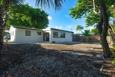 62 Andros Road Palm Springs FL 33461