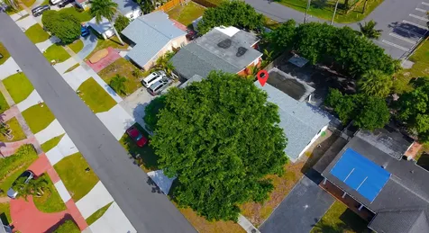 62 Andros Road Palm Springs FL 33461