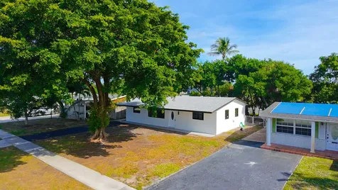 62 Andros Road Palm Springs FL 33461