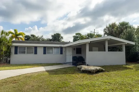 802 Royal Palm Beach Boulevard Royal Palm Beach FL 33411