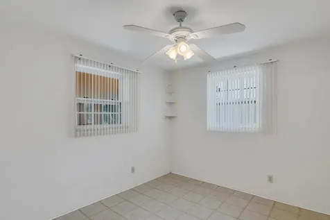 2646 12th Avenue Vero Beach FL 32960