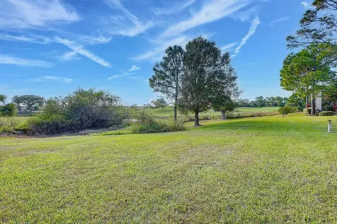 8929 First Tee Road Port Saint Lucie FL 34986
