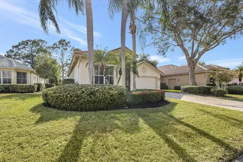 8929 First Tee Road Port Saint Lucie FL 34986