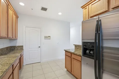 531 S Federal Highway Lake Worth Beach FL 33460
