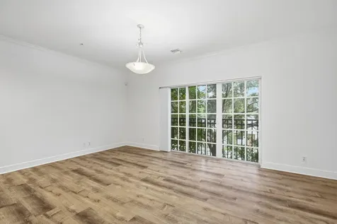 531 S Federal Highway Lake Worth Beach FL 33460