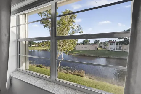 148 Lake Carol Drive West Palm Beach FL 33411