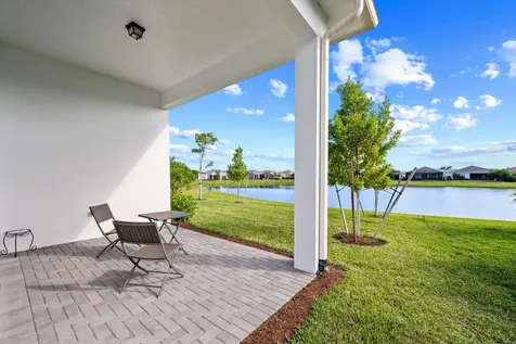 4823 Saint Armands Way Westlake FL 33470