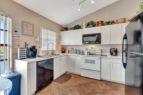 8300 Waterline Drive Boynton Beach FL 33472