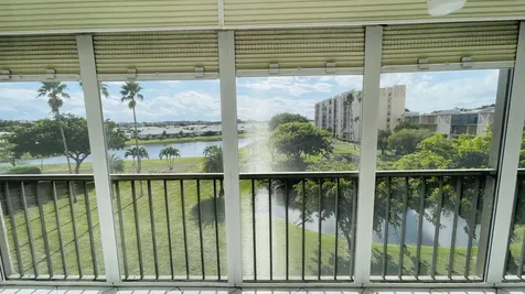 6936 Huntington Lane Delray Beach FL 33446