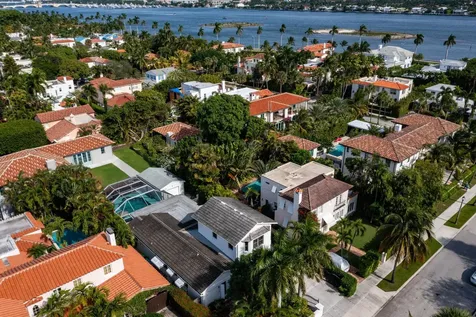 217 Sunset Road West Palm Beach FL 33401