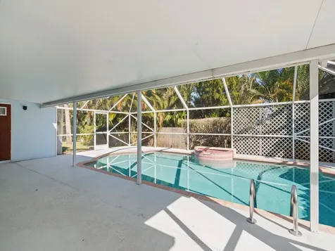 6130 60th Court Vero Beach FL 32967