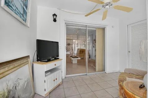 2152 Ne 1st Way Boynton Beach FL 33435