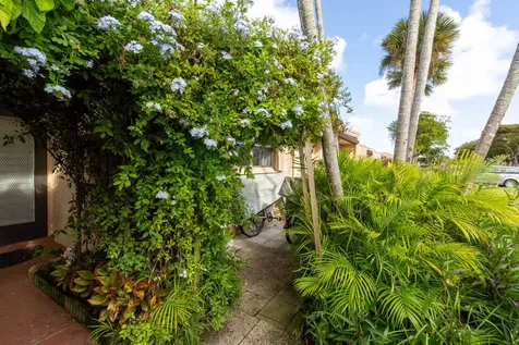 147 Lake Gloria Drive West Palm Beach FL 33411