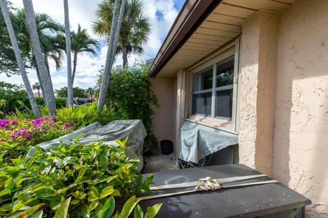 147 Lake Gloria Drive West Palm Beach FL 33411