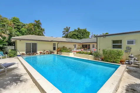 219 Claremont Lane Palm Beach Shores FL 33404