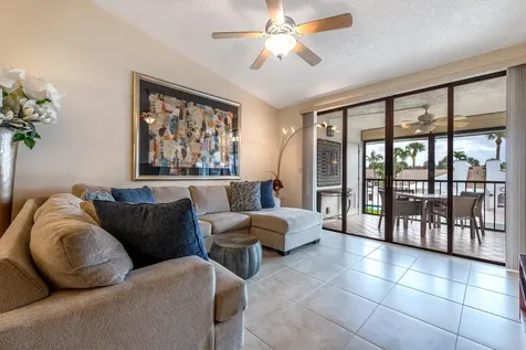 7485 Glendevon Lane Delray Beach FL 33446
