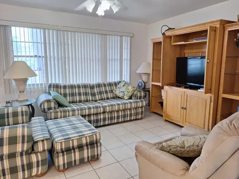 1010 Wolverton A Boca Raton FL 33433