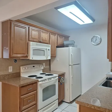 1010 Wolverton A Boca Raton FL 33433