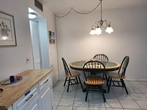 1010 Wolverton A Boca Raton FL 33433