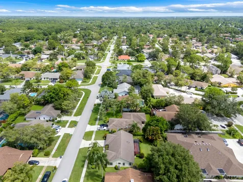 1532 Primrose Lane Wellington FL 33414