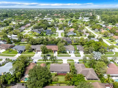 1532 Primrose Lane Wellington FL 33414