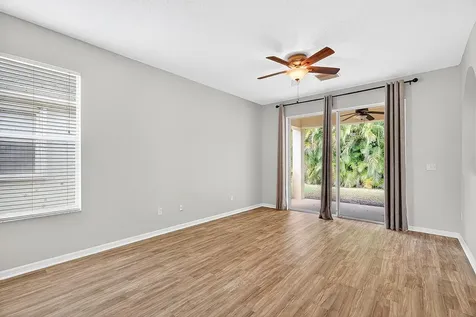 313 Sw Perdido Key Street Port Saint Lucie FL 34986