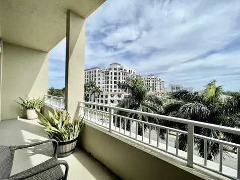 99 SE Mizner Boulevard Boca Raton FL 33432